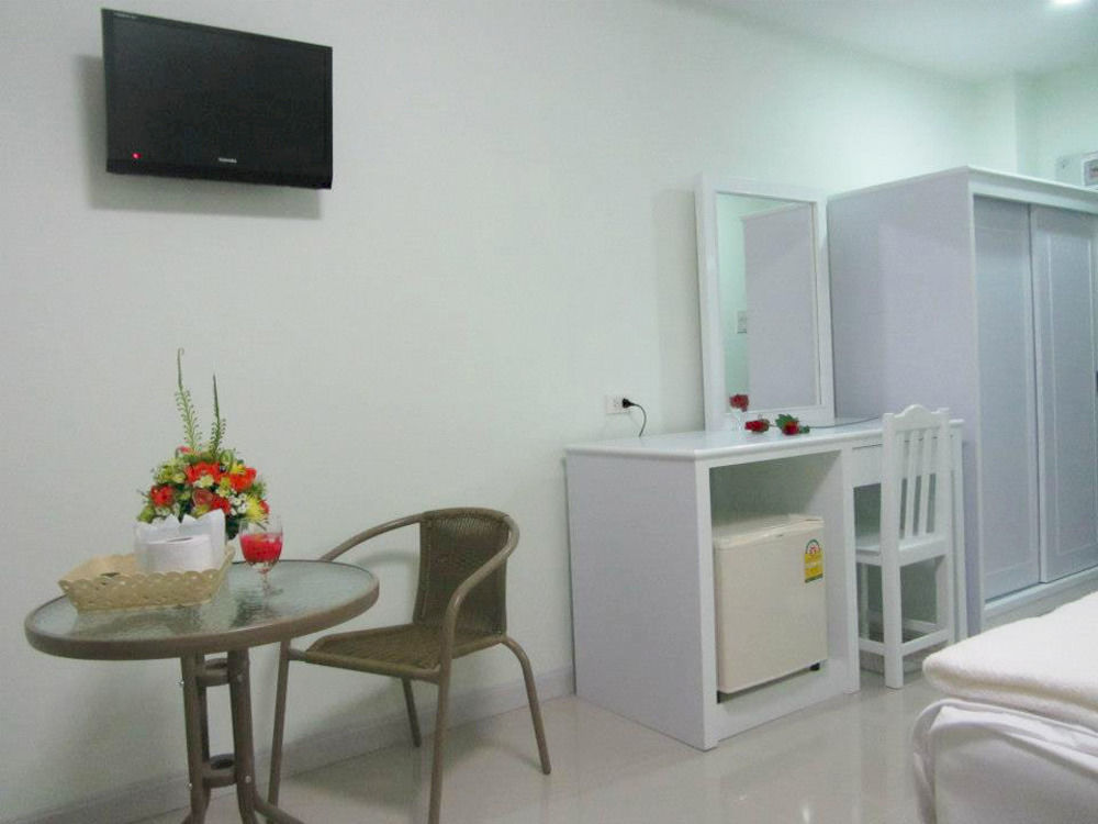Ruan Rim Nam Otel Roi Et Dış mekan fotoğraf
