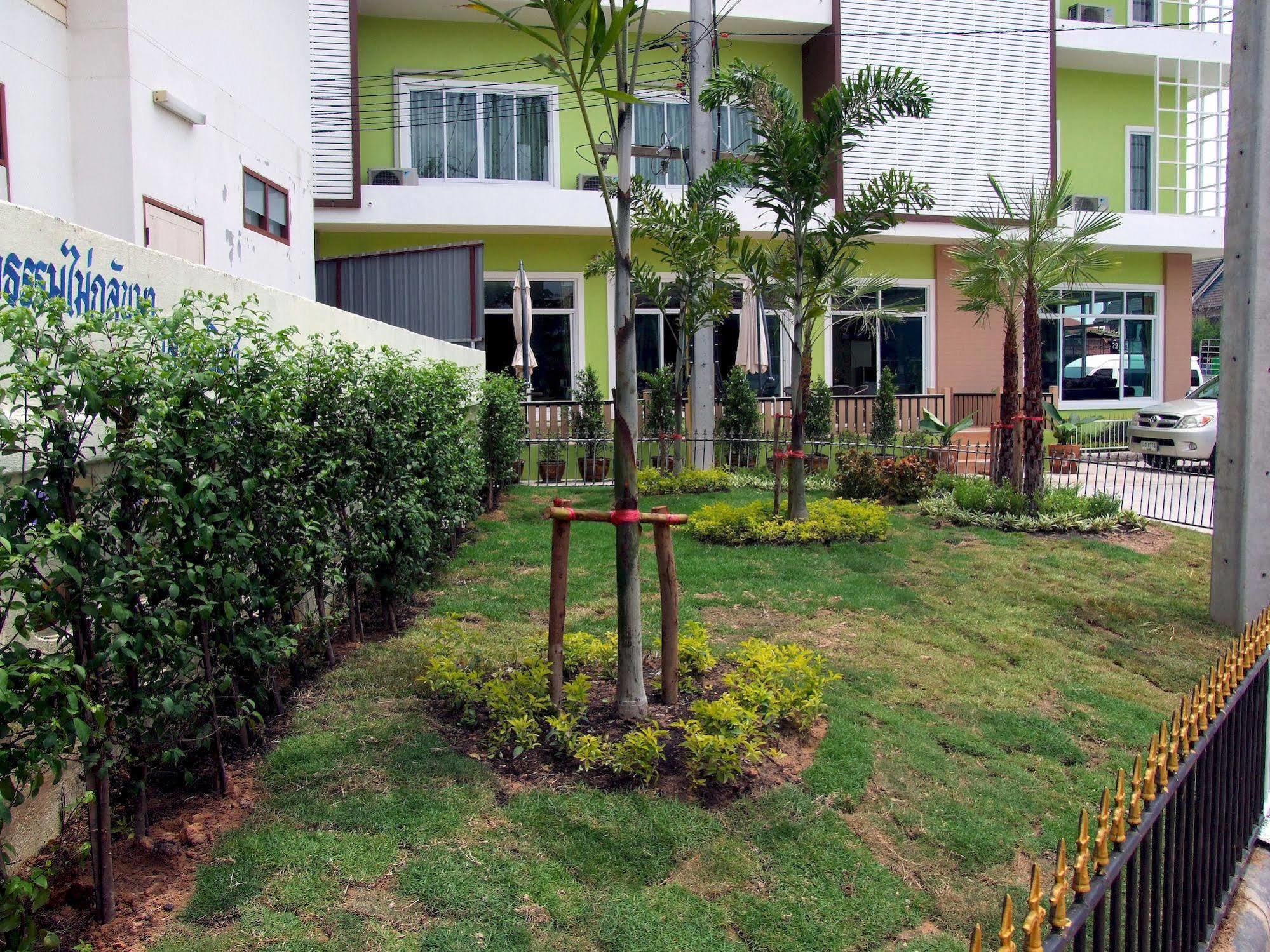 Ruan Rim Nam Otel Roi Et Dış mekan fotoğraf