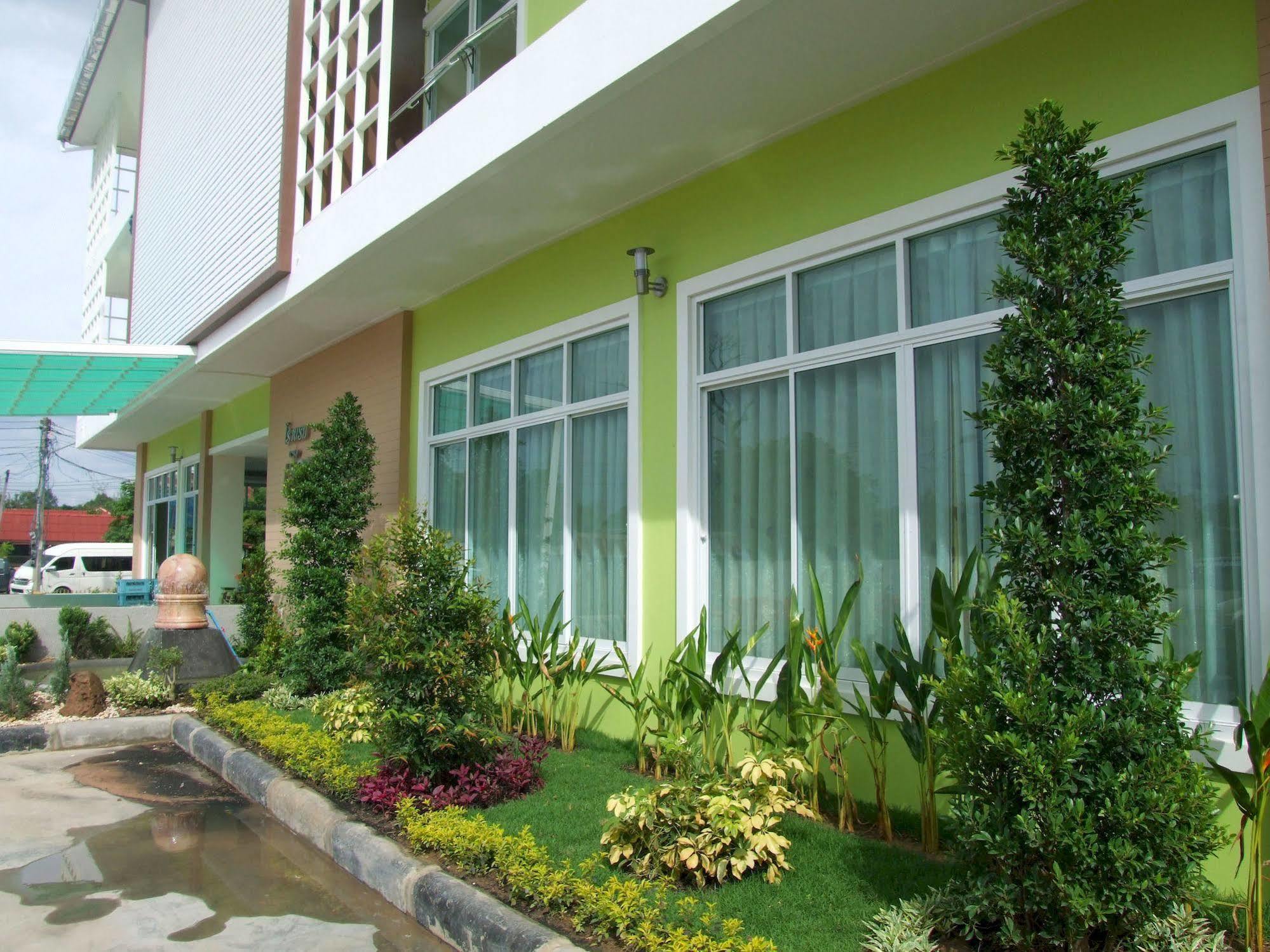 Ruan Rim Nam Otel Roi Et Dış mekan fotoğraf