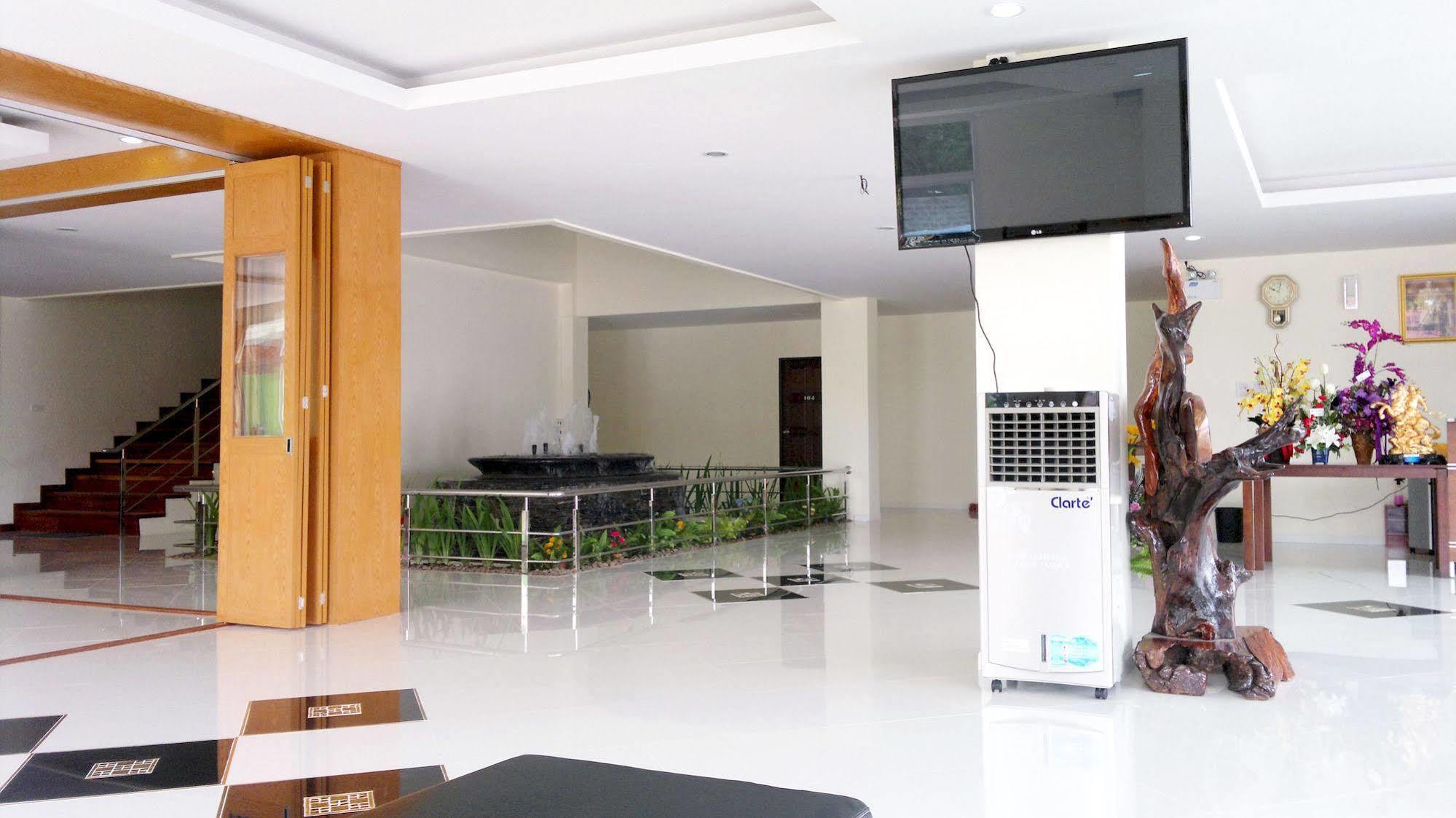 Ruan Rim Nam Otel Roi Et Dış mekan fotoğraf
